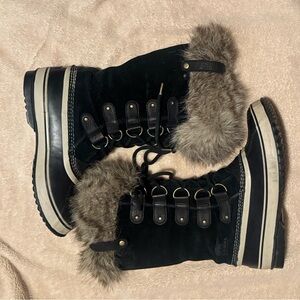 GUC Sorel Joan of Arctic Black Fur Winter Boots - women’s 12